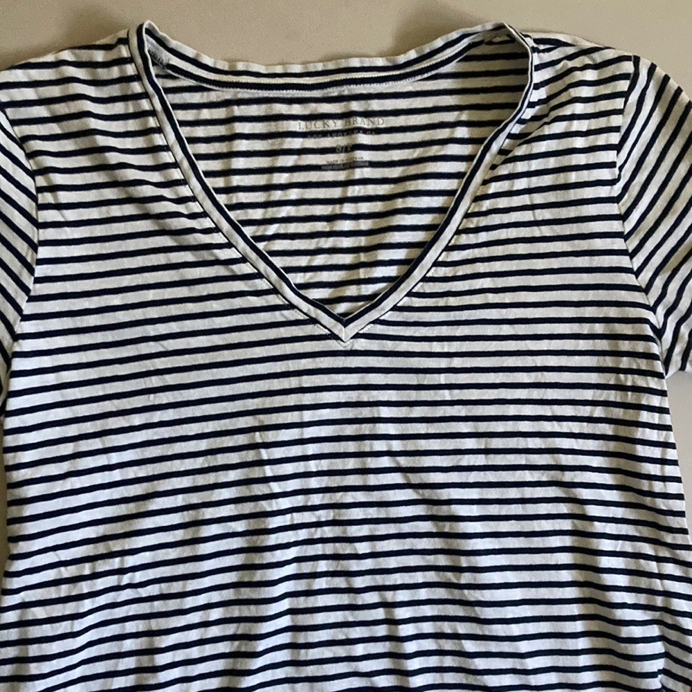 Lucky Brand - striped V neck tshirt